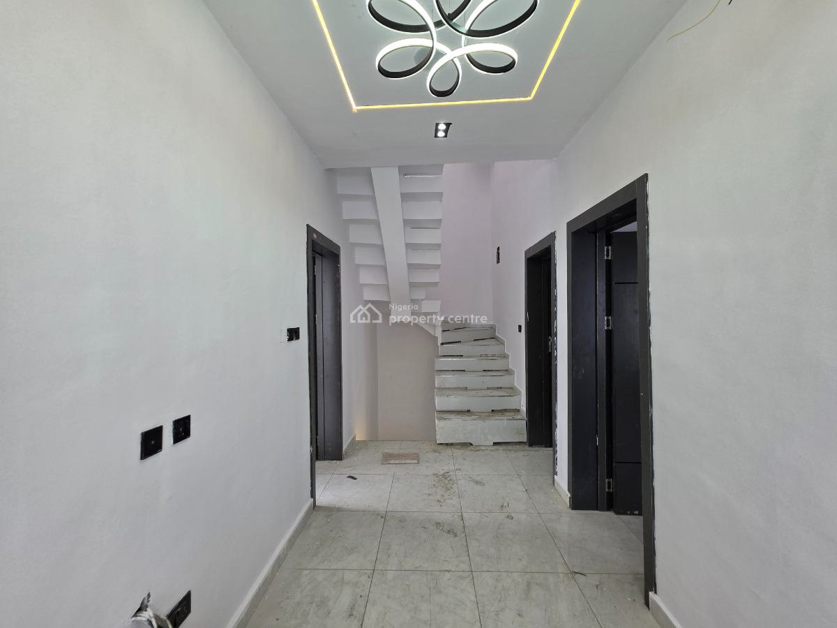 Exquisite 4 Bedroom Semi-detached Duplex with Bq, Lekki, Lagos, Semi-detached Duplex for Sale