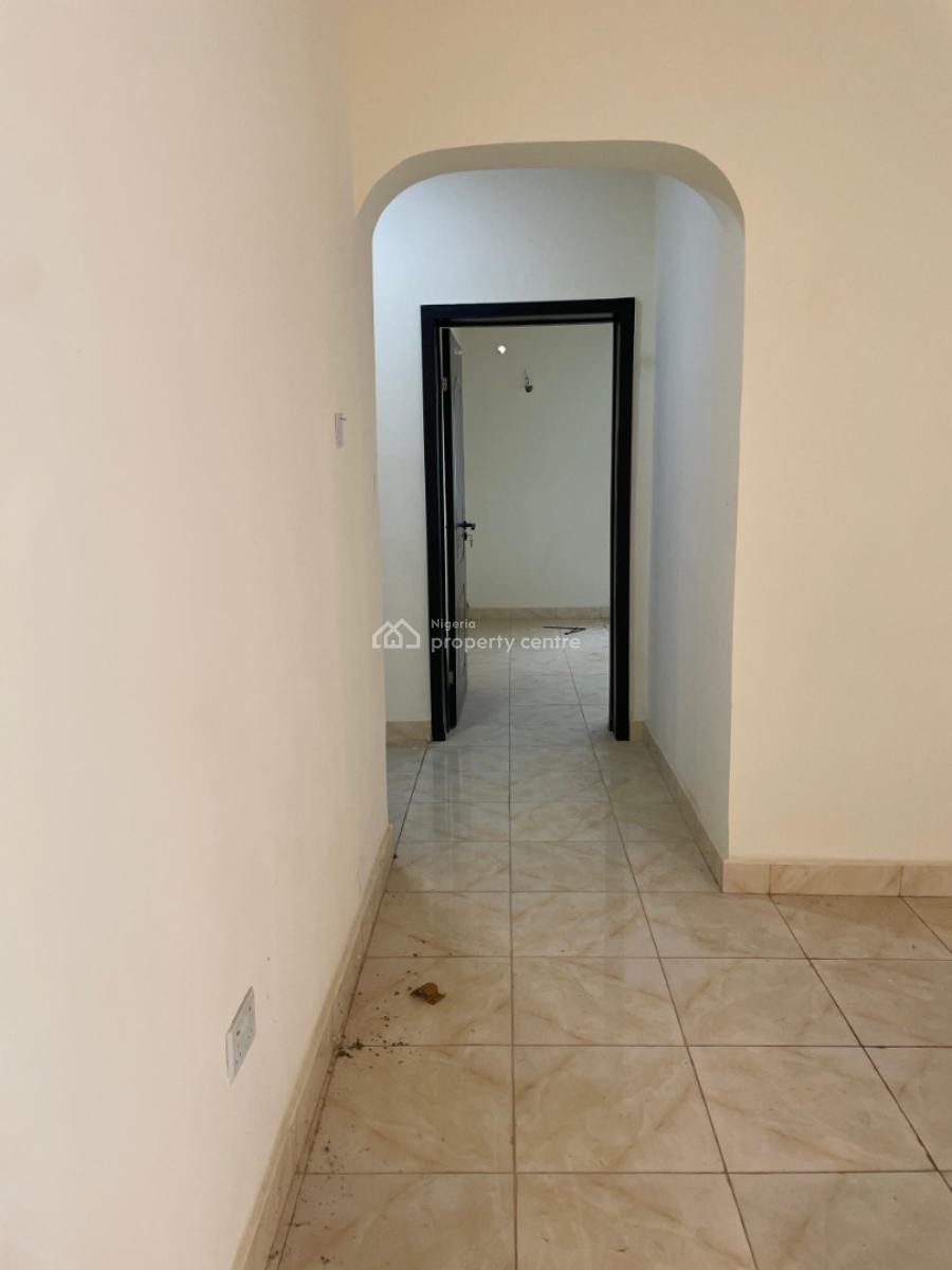 Solidly Built 2 Bedroom Flat in a Estate, Estate in Jahi By Living Faith & Aduvie School, Jahi, Abuja, Flat / Apartment for Rent