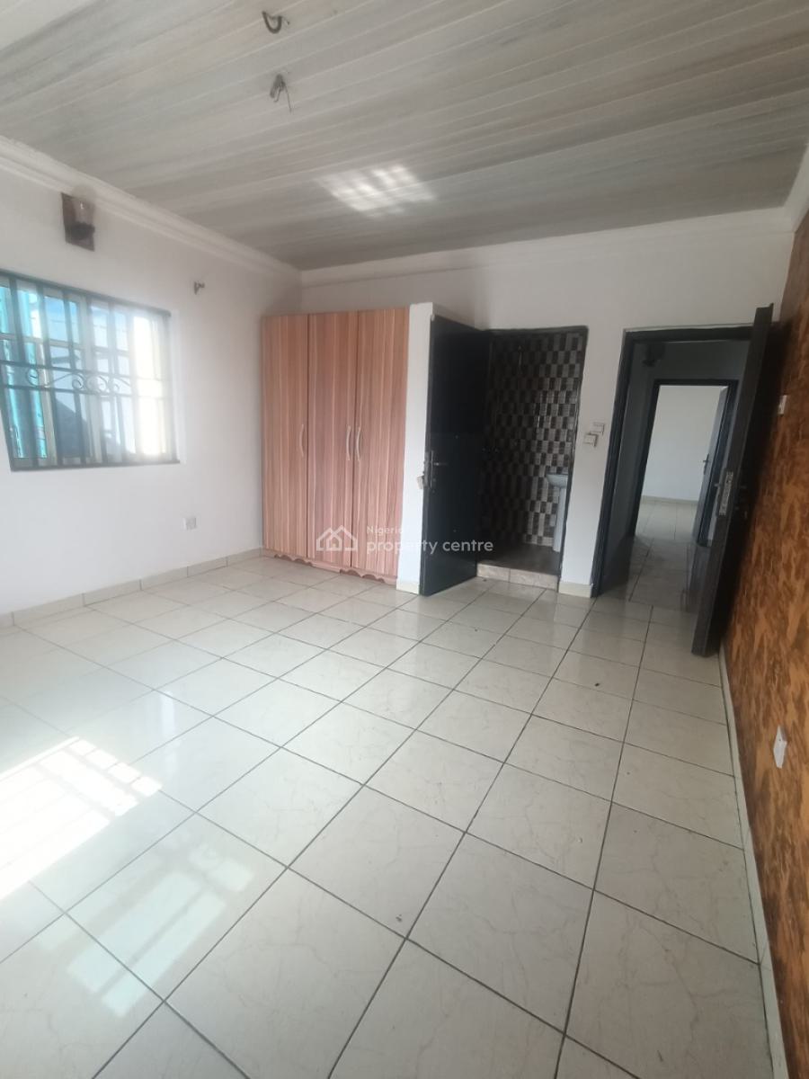 Spacious and Clean 2bedroom Apartment, Royal Palmwill Estate, Badore, Ajah, Lagos, Flat / Apartment for Rent