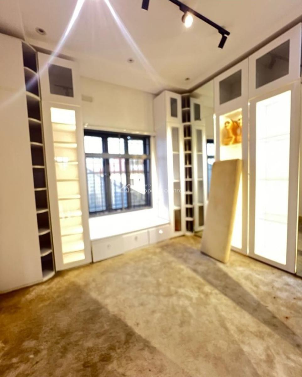 Serviced 4 Bedroom En-suite Townhouse with Fitted Kitchen, Sizeable Li, Ikate, Lekki, Lagos, Terraced Duplex for Sale