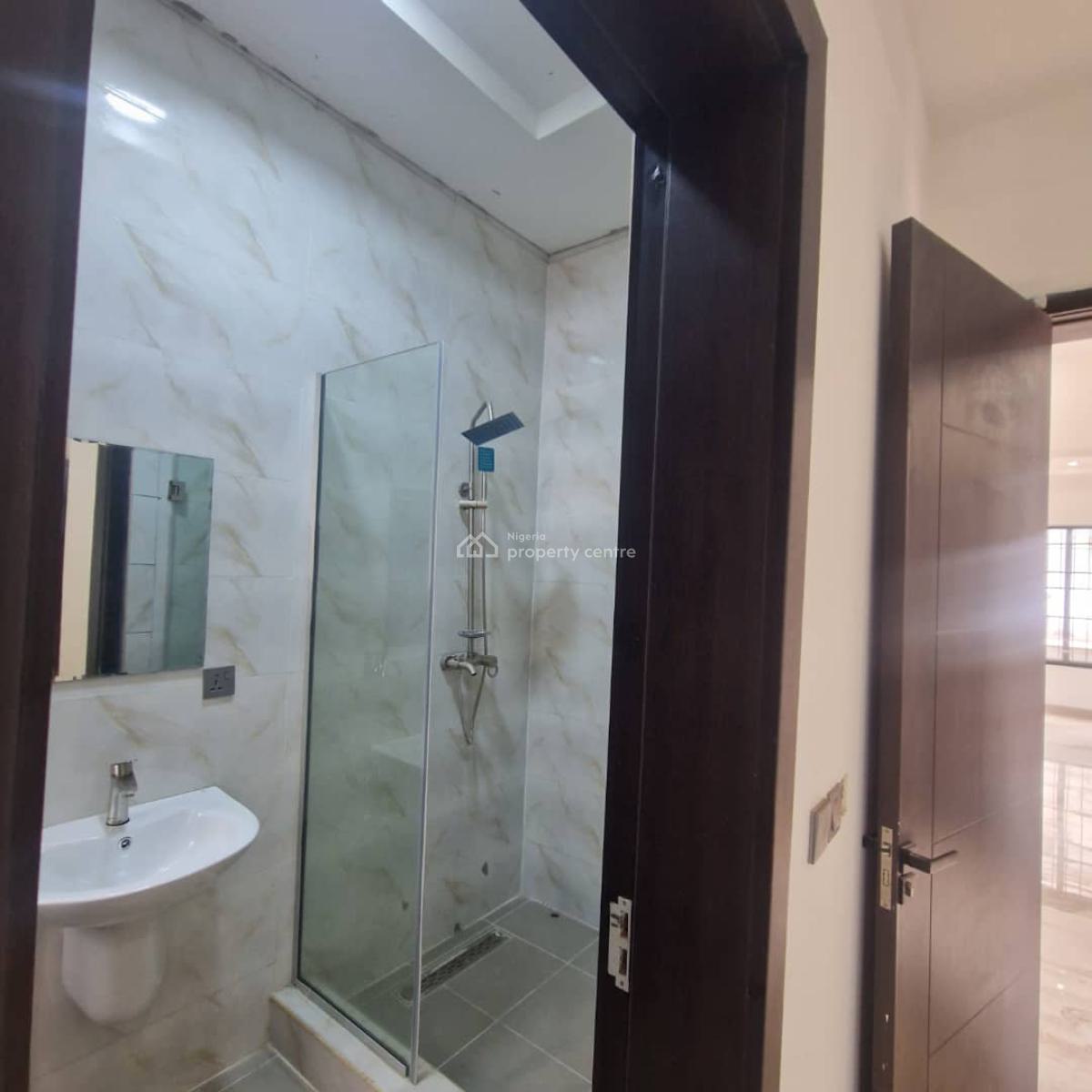 5 Bedroom Detached House with Two Bq, Orchid Road, Lekki, Lagos, Detached Duplex for Sale