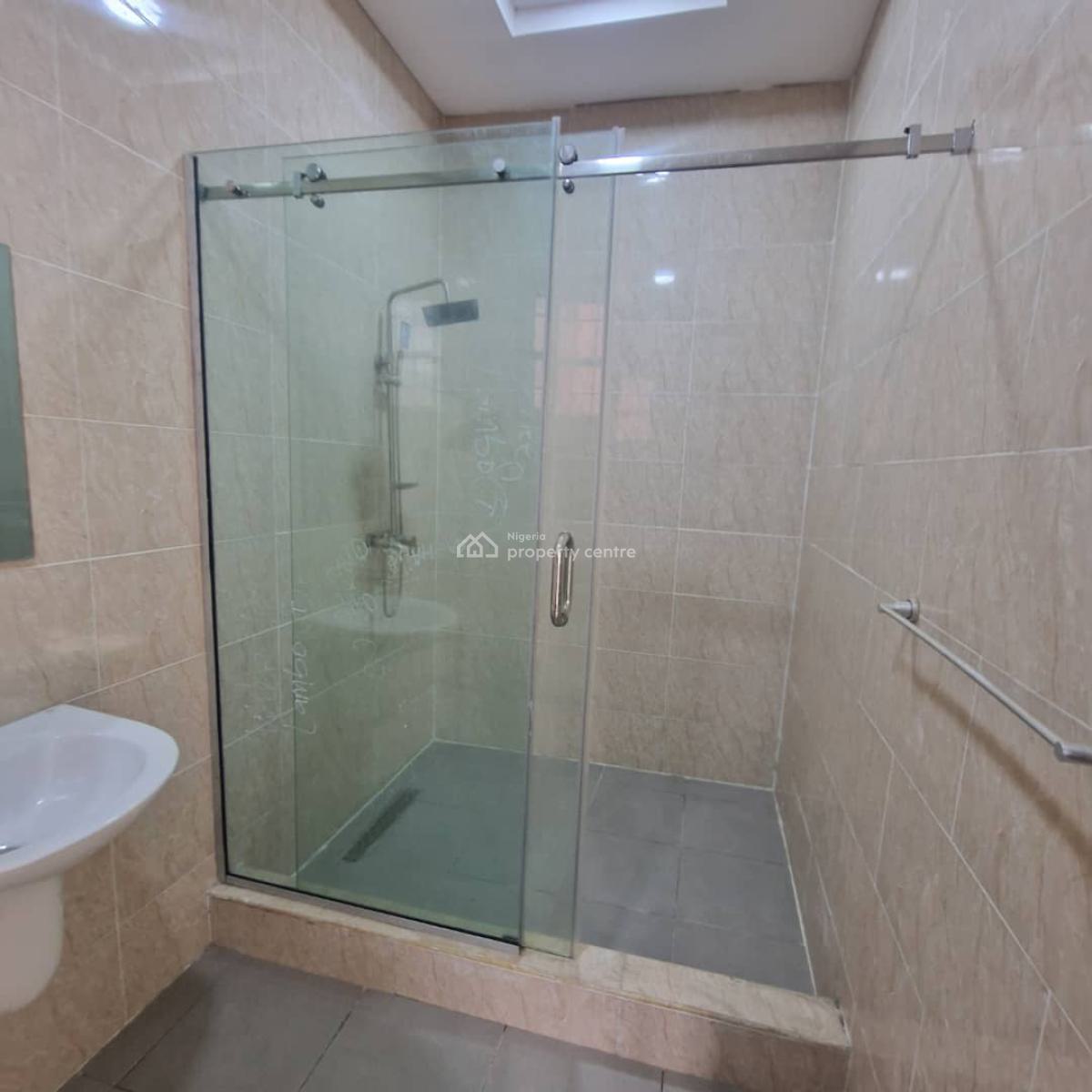 5 Bedroom Detached House with Two Bq, Orchid Road, Lekki, Lagos, Detached Duplex for Sale