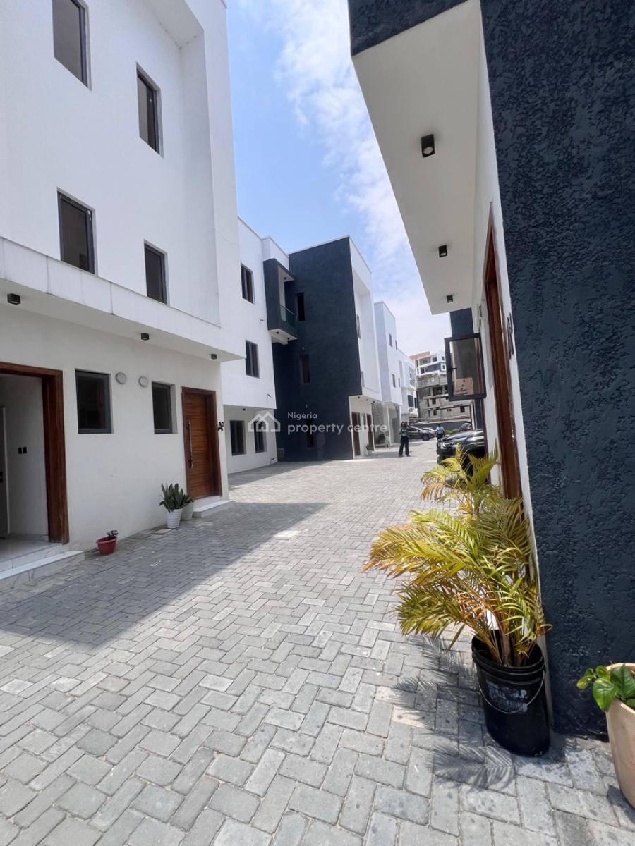 Brand New 4-bedroom Semi-detached with a Bq, Off Freedom Way, Lekki Phase 1, Lekki, Lagos, Semi-detached Duplex for Rent
