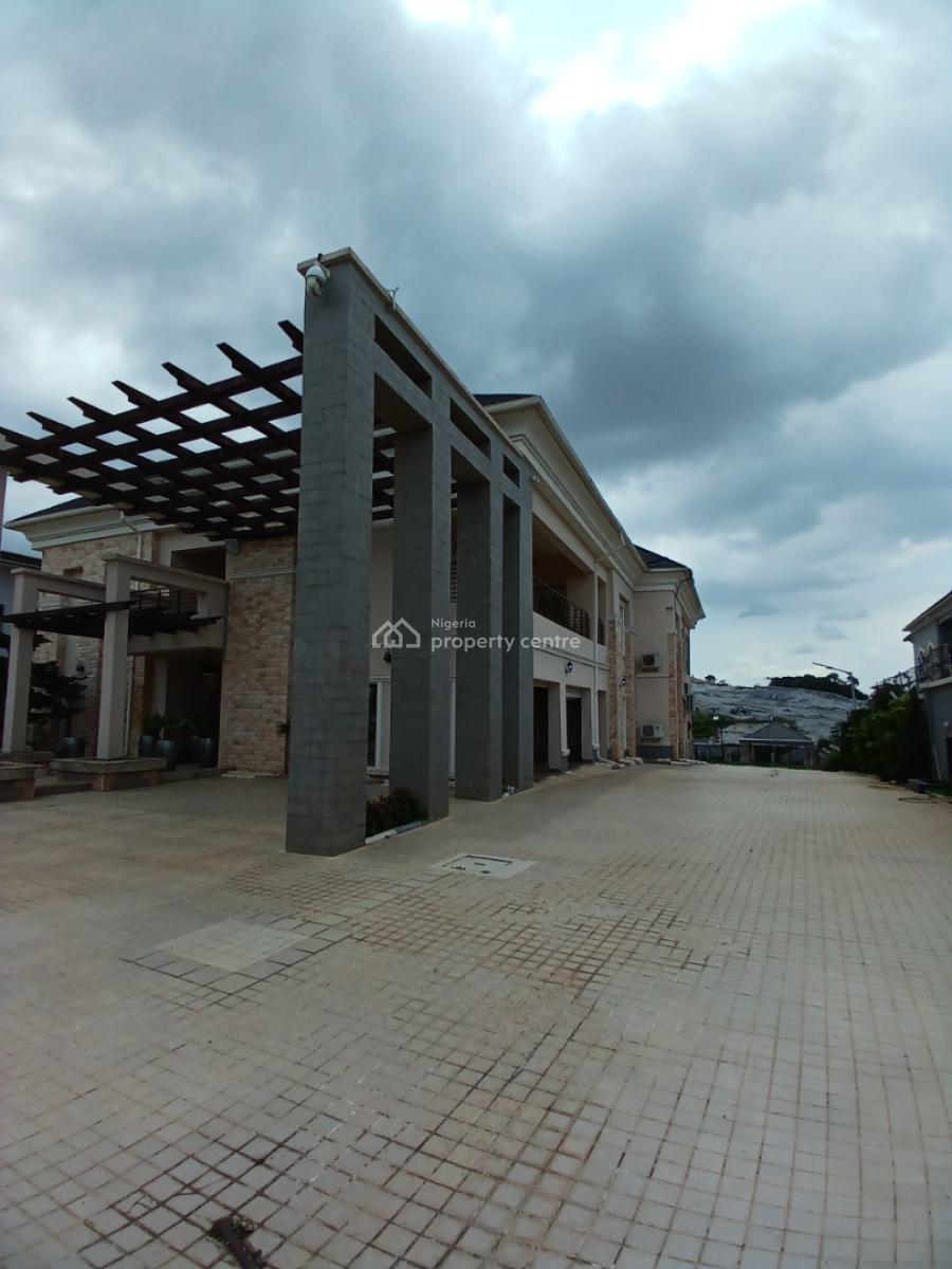 5 Bedroom Fully Detached Mansion with a Swimming Pool, Guzape Abuja Diplomatic Zone, Guzape District, Abuja, Detached Duplex for Sale