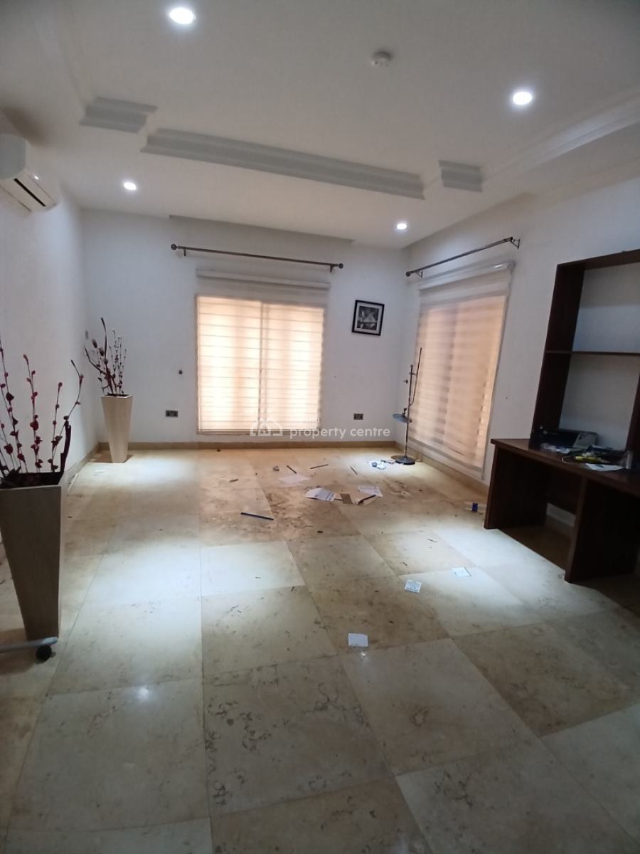 5 Bedroom Fully Detached Mansion with a Swimming Pool, Guzape Abuja Diplomatic Zone, Guzape District, Abuja, Detached Duplex for Sale