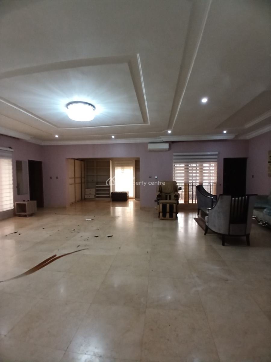 5 Bedroom Fully Detached Mansion with a Swimming Pool, Guzape Abuja Diplomatic Zone, Guzape District, Abuja, Detached Duplex for Sale