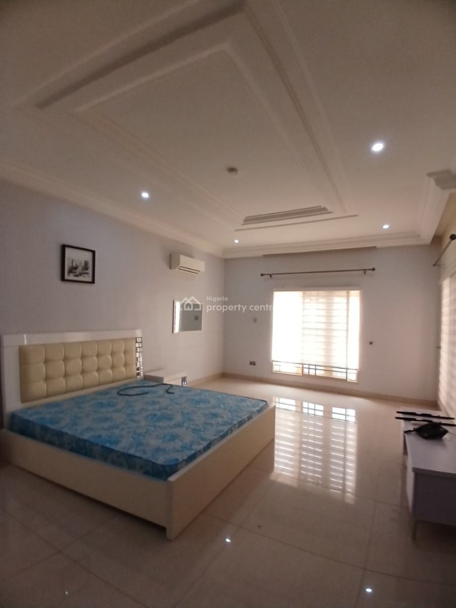5 Bedroom Fully Detached Mansion with a Swimming Pool, Guzape Abuja Diplomatic Zone, Guzape District, Abuja, Detached Duplex for Sale