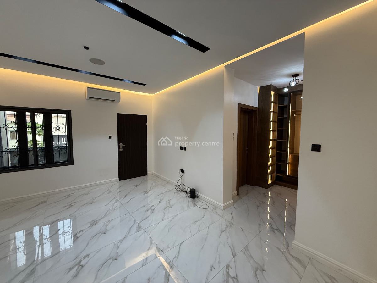 Contemporary 5 Bedroom Terraced Corner-piece House, Wuye, Abuja, Terraced Duplex for Sale