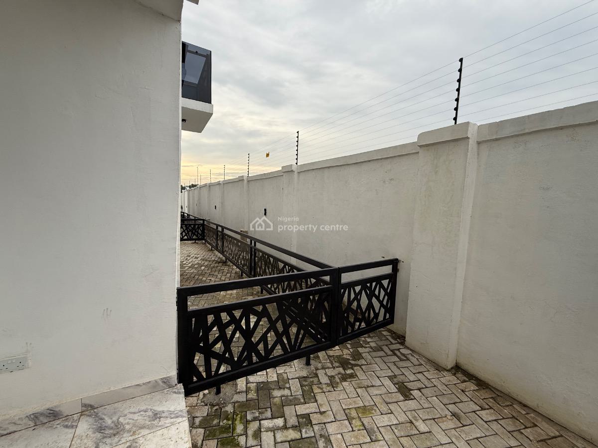 Spacious 4 Bedroom House, Naval Quarters Axis, Jahi, Abuja, Terraced Duplex for Sale