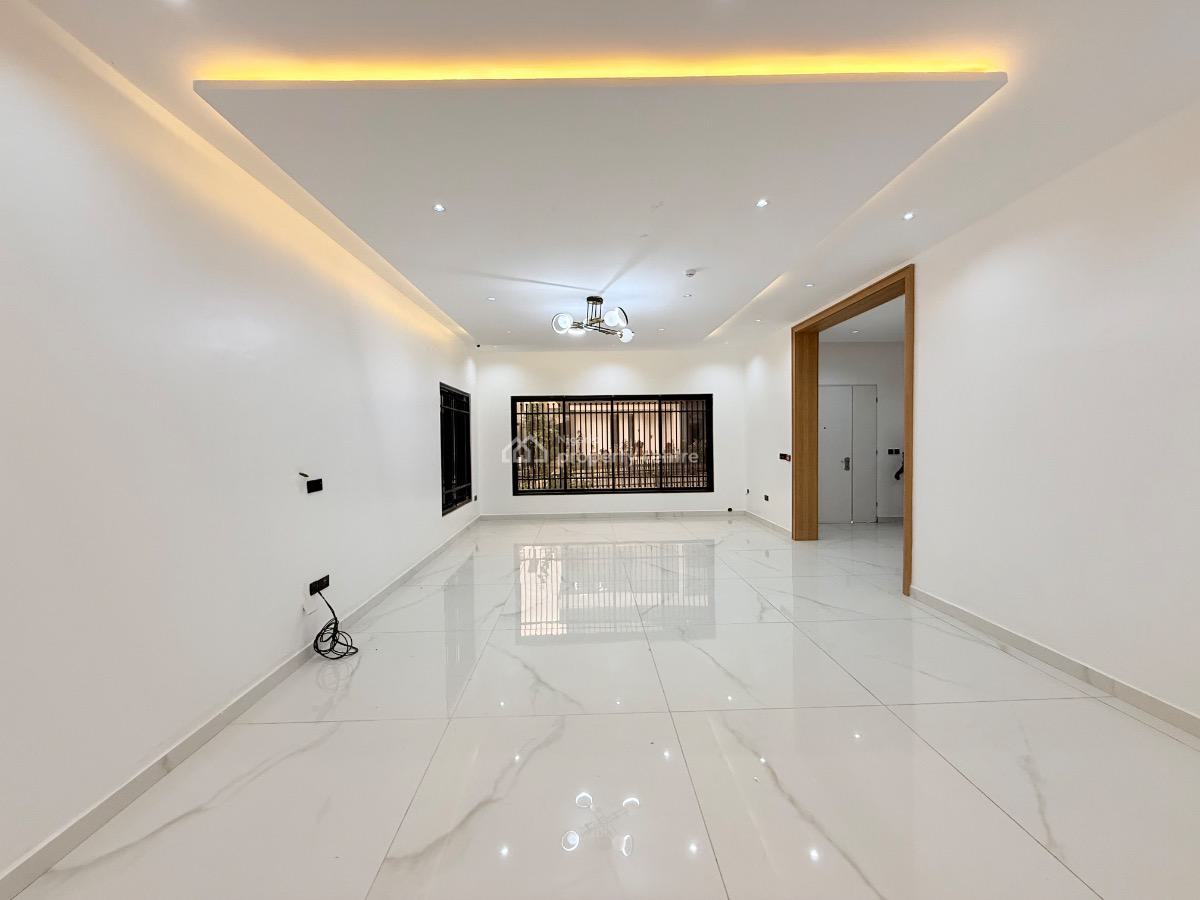 Grandeur 6 Bedroom Detached House, Off Coza, Guzape District, Abuja, Detached Duplex for Sale