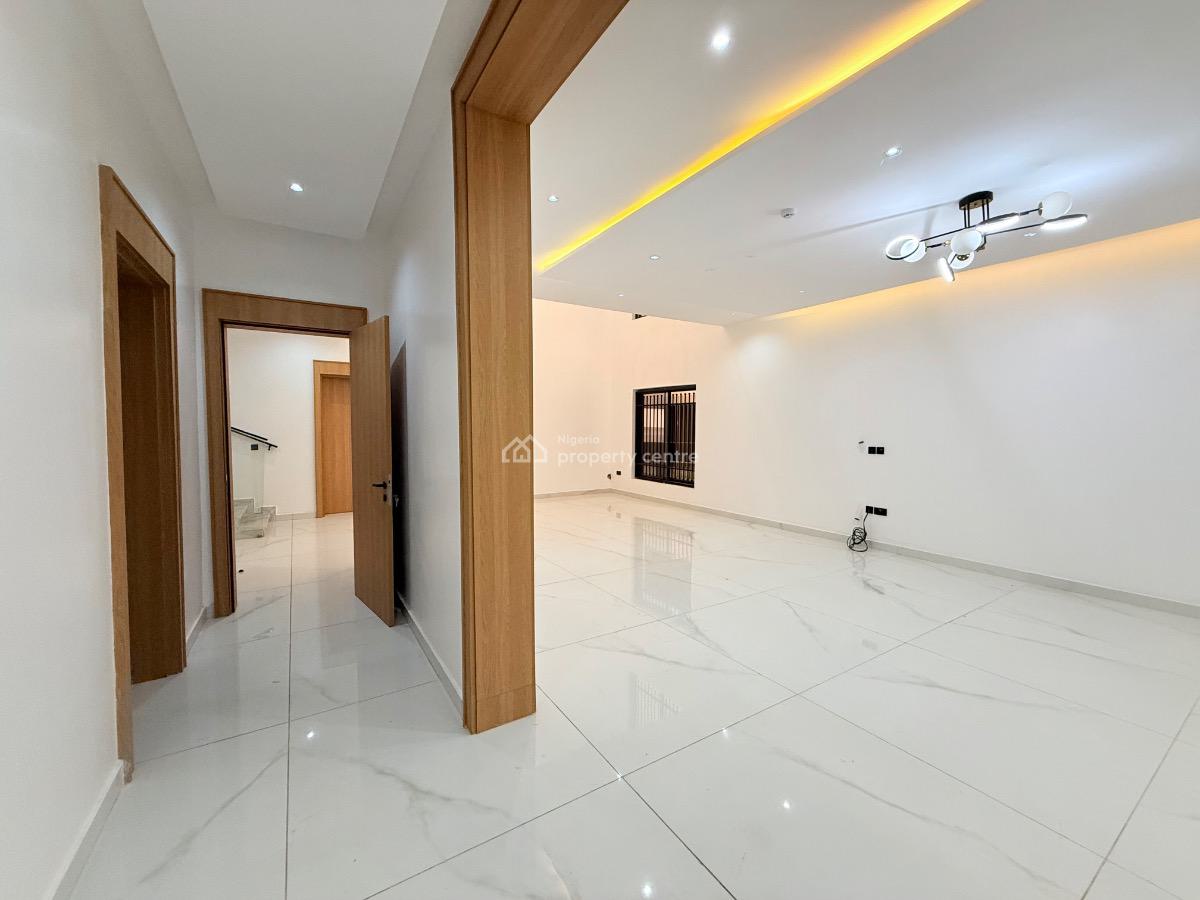 Grandeur 6 Bedroom Detached House, Off Coza, Guzape District, Abuja, Detached Duplex for Sale