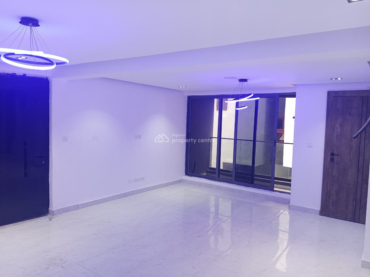 Brand New Spacious 2 Bedroom Flat, Ikate Elegushi, Lekki, Lagos, Block of Flats for Sale
