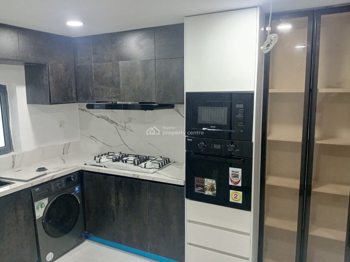 Brand New Spacious 2 Bedroom Flat, Ikate Elegushi, Lekki, Lagos, Block of Flats for Sale