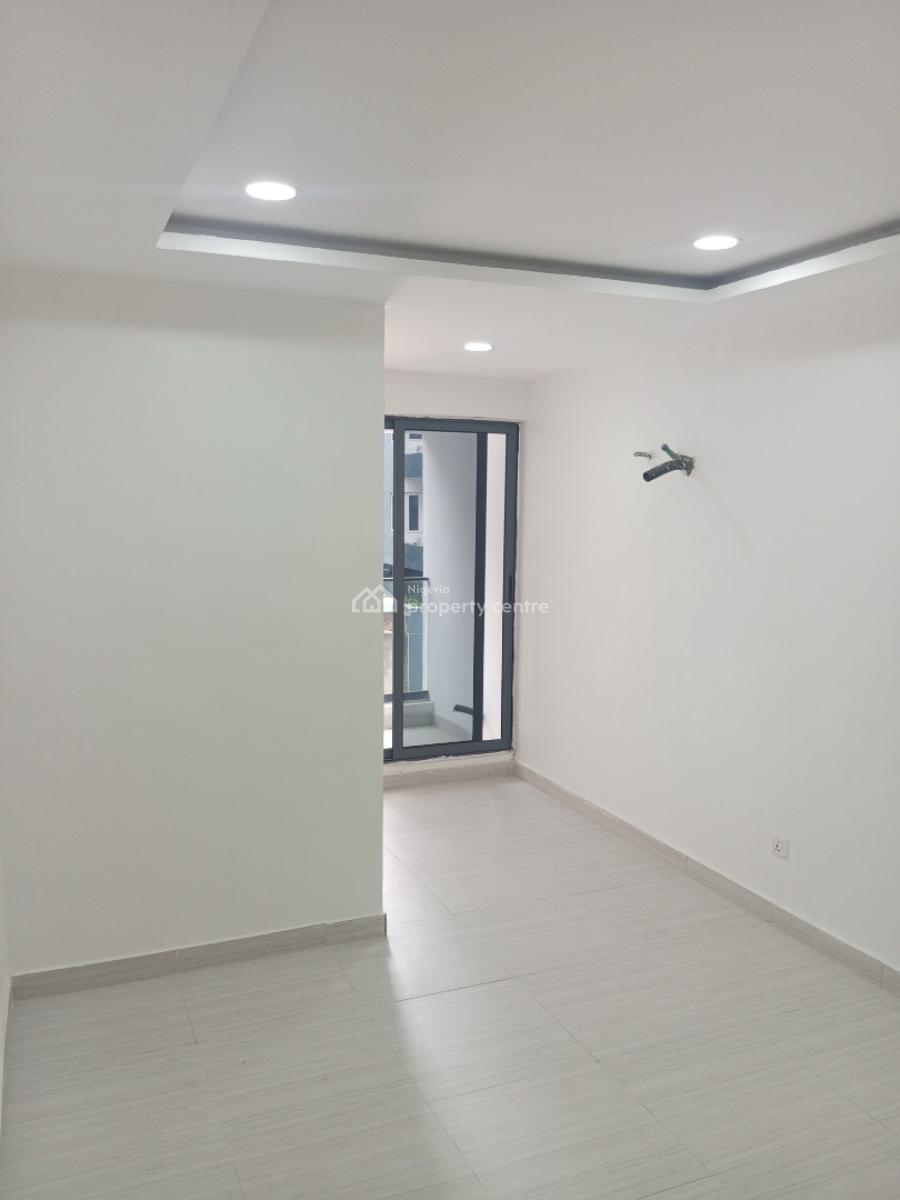 Brand New Spacious 2 Bedroom Flat, Ikate Elegushi, Lekki, Lagos, Block of Flats for Sale