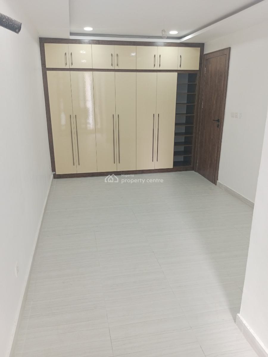 Brand New Spacious 2 Bedroom Flat, Ikate Elegushi, Lekki, Lagos, Block of Flats for Sale