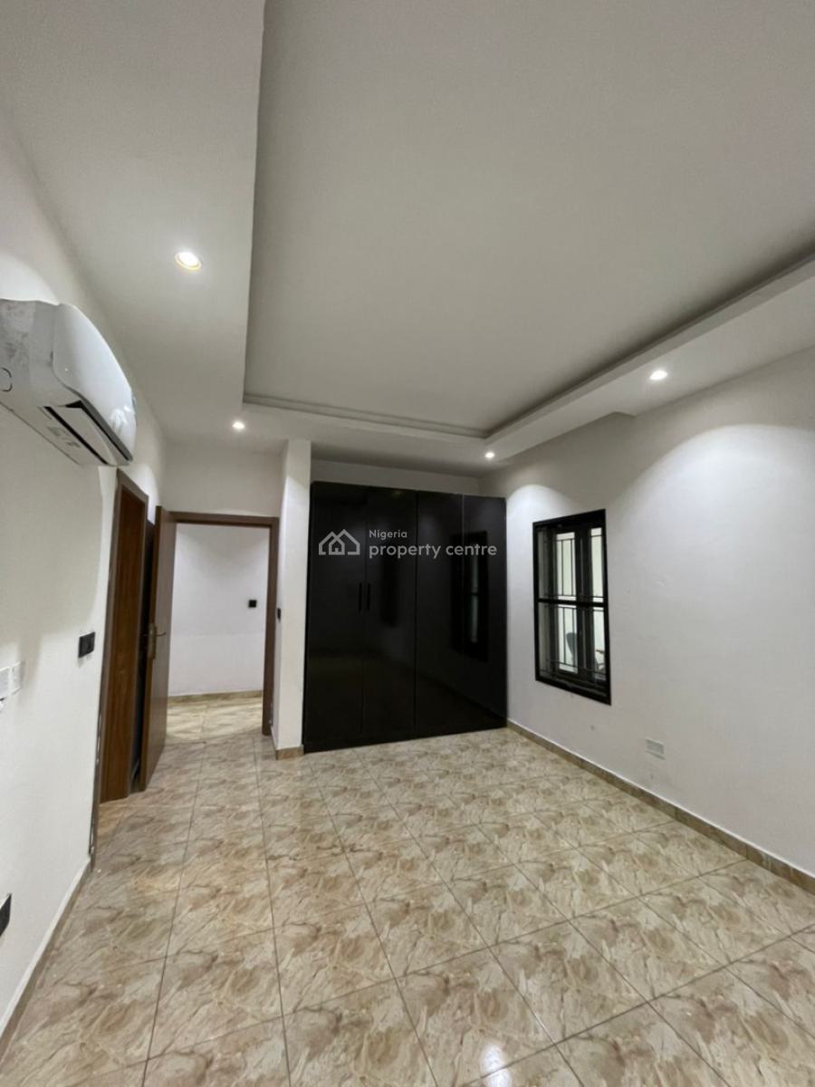 Lease  9 Units Residential Block  Ikeja Gra an Exclusive Lease Oppor, Ikeja, Lagos, Flat / Apartment for Rent