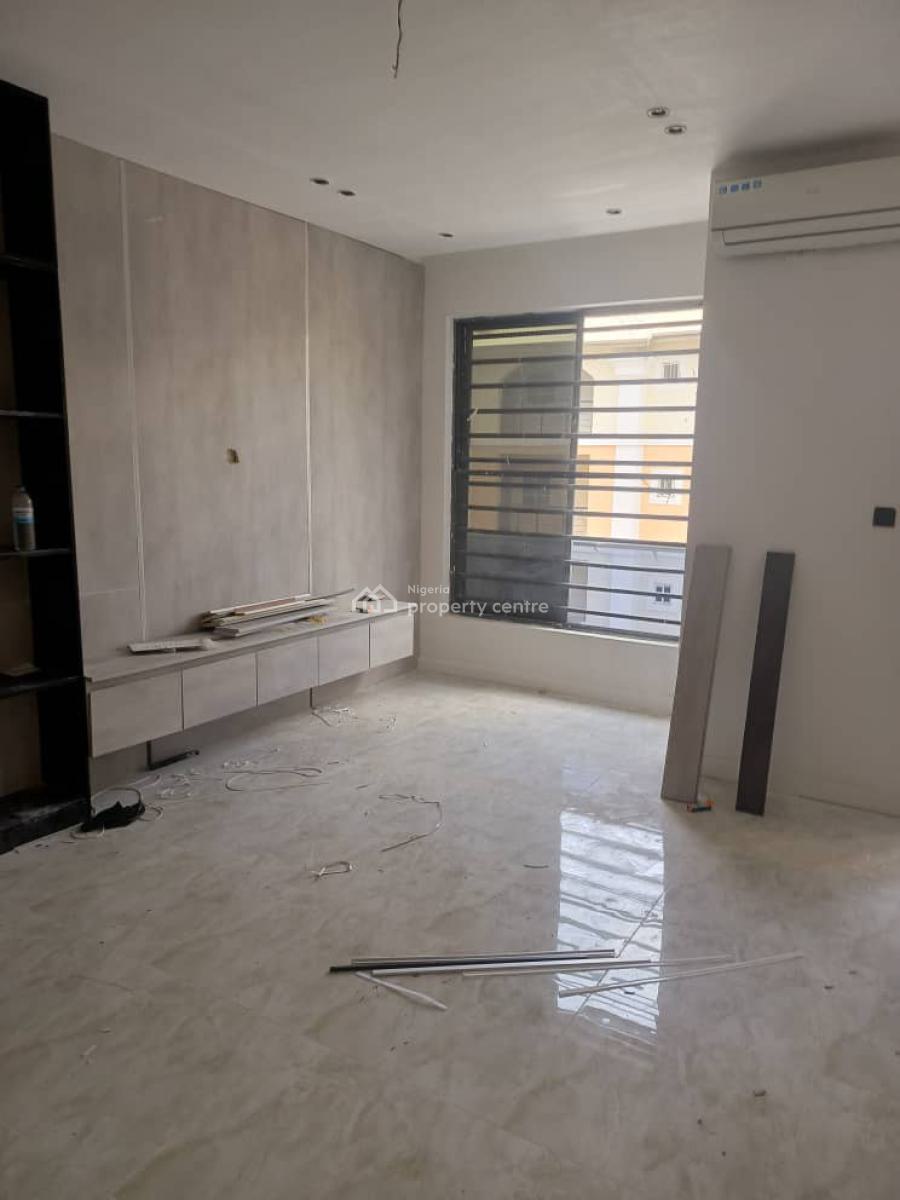 4 Bedroom Terrace in Oniru Forle. Price #600m Service Charge #2.5m, Oniru, Victoria Island (vi), Lagos, Terraced Duplex for Sale