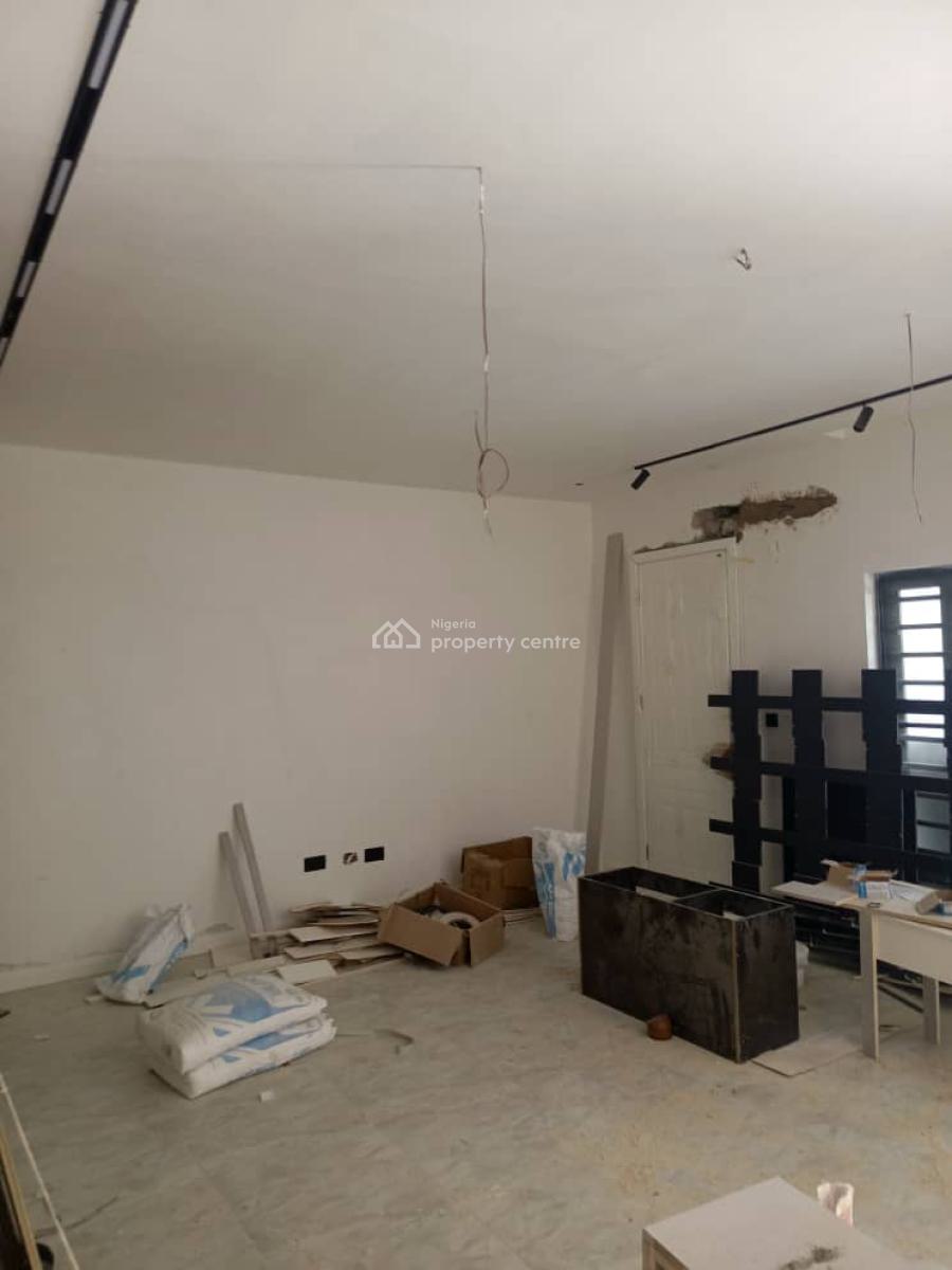 4 Bedroom Terrace in Oniru Forle. Price #600m Service Charge #2.5m, Oniru, Victoria Island (vi), Lagos, Terraced Duplex for Sale