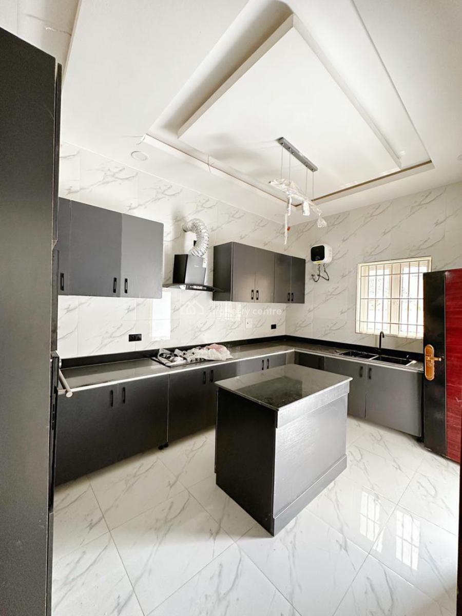 Luxury 4bedroom Terrace with Bq, Gym and Swimming Pool, Sangotedo, Ajah, Lagos, Terraced Duplex for Sale
