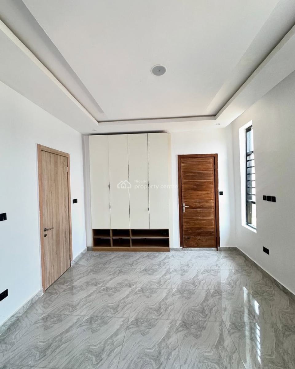 Beautifully Built 2 Bedroom Apartment with Pool and Gym, Ikota, Lekki, Lagos, Terraced Bungalow for Sale