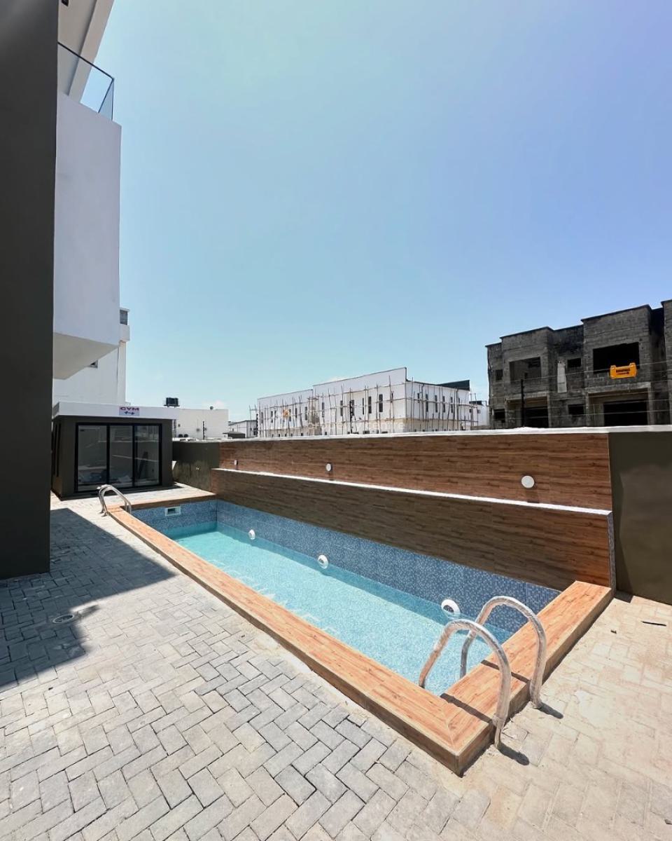 Beautifully Built 2 Bedroom Apartment with Pool and Gym, Ikota, Lekki, Lagos, Terraced Bungalow for Sale