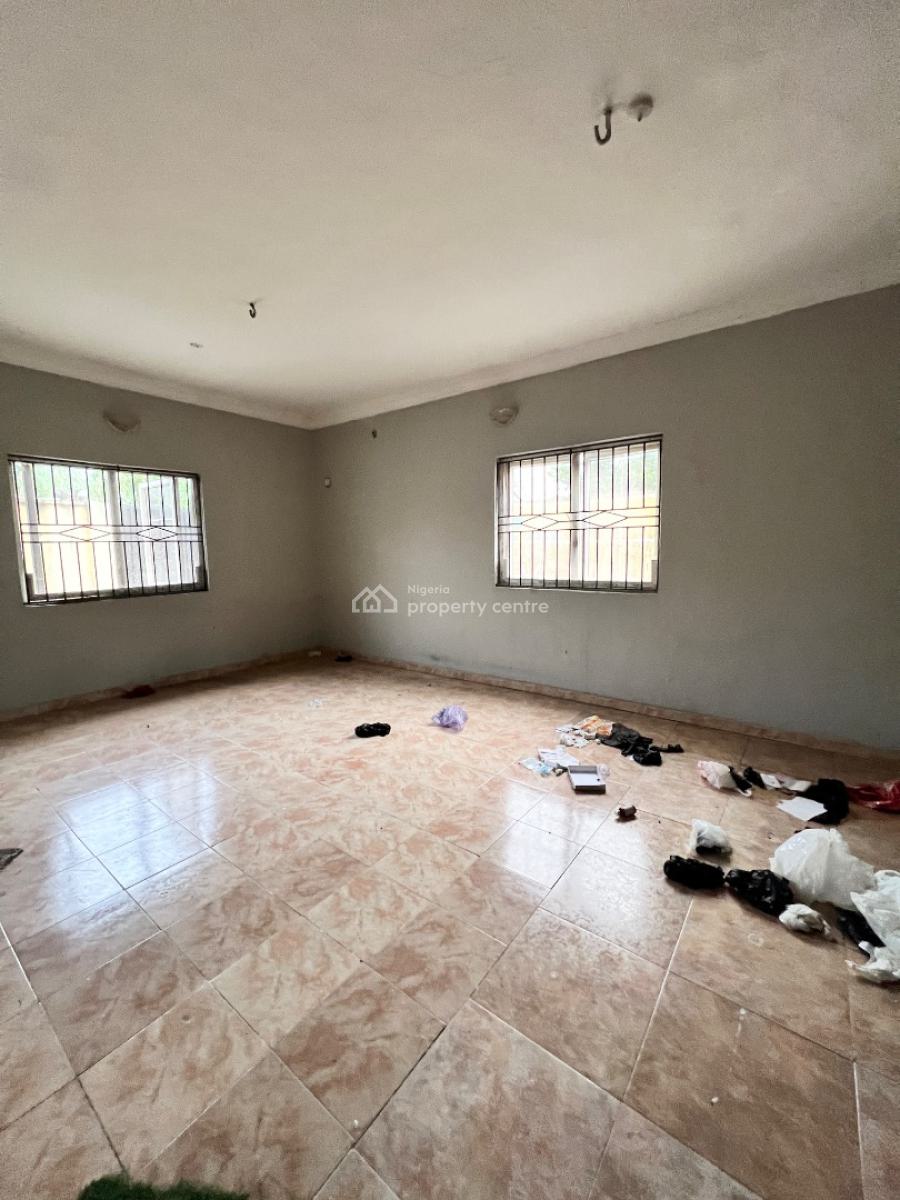 Spacious 3 Bedroom Apartment, Ajah, Lagos, Flat / Apartment for Rent