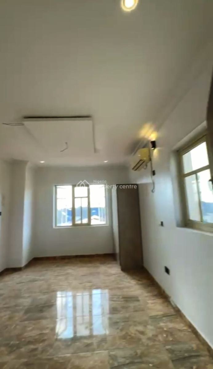 Executive 1 Bedroom Mini Flat on Pentfloor, Canal West Estate, Osapa, Lekki, Lagos, Mini Flat (room and Parlour) for Rent