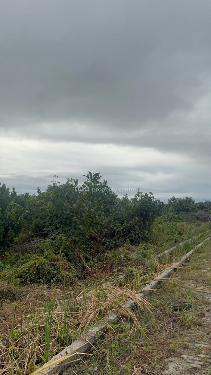 823 Sqms of Land in Lekki Scheme 2, Lekki Scheme 2 Off Ogombo Road By Abraham Adesanya Ajah Lagos, Lekki Phase 2, Lekki, Lagos, Residential Land for Sale