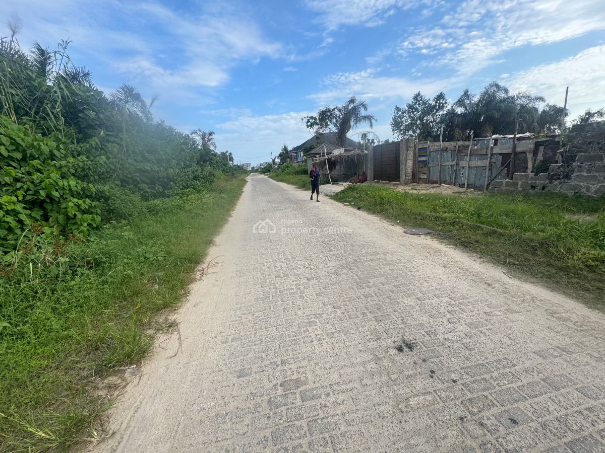 930 Sqms of Fenced and Gated Land in Lekki Scheme 2, Lekki Scheme 2 Off Ogombo Road By Abraham Adesanya, Ajah Lagos, Lekki Phase 2, Lekki, Lagos, Residential Land for Sale