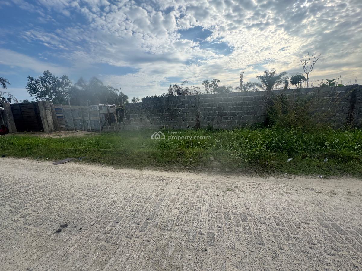 930 Sqms of Fenced and Gated Land in Lekki Scheme 2, Lekki Scheme 2 Off Ogombo Road By Abraham Adesanya, Ajah Lagos, Lekki Phase 2, Lekki, Lagos, Residential Land for Sale