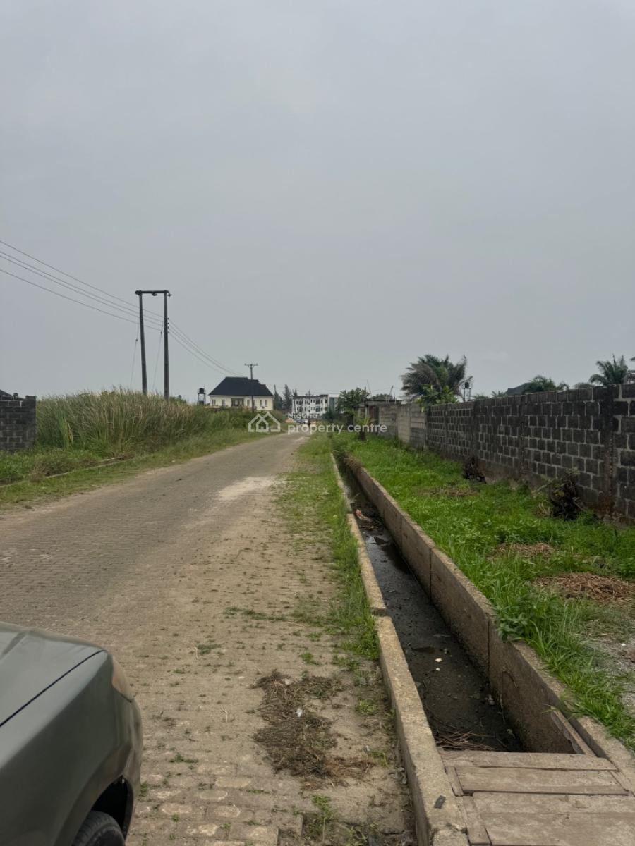 930 Sqms of Fenced and Gated Land in Lekki Scheme 2, Lekki Scheme 2 Off Ogombo Road By Abraham Adesanya, Ajah Lagos, Lekki Phase 2, Lekki, Lagos, Residential Land for Sale