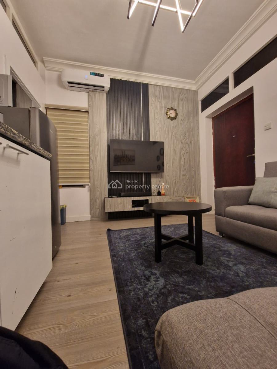 1 Bedroom Apartment, Lekki Phase 1, Lekki, Lagos, Flat / Apartment Short Let