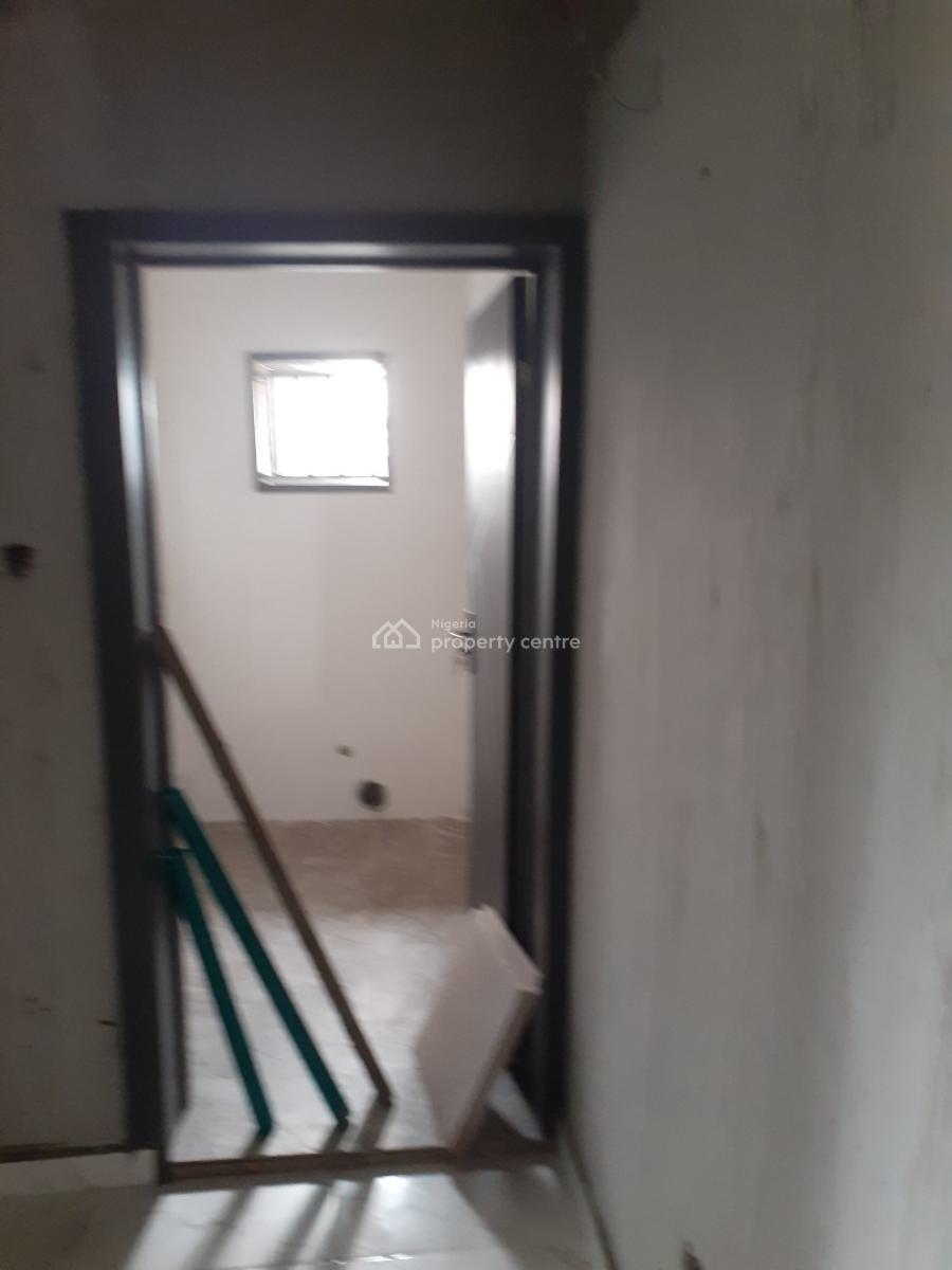 Newly Built Spacious Mini Flat, 24hrs Electricity, Upstairs, Greenland Estate, Ogombo, Ajah, Lagos, Mini Flat (room and Parlour) for Rent