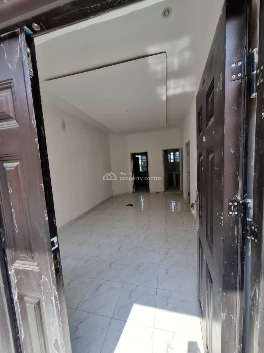 Brand Newly Built 2bedroom Apartment, Abijor By Lekki Epe Exepress Way, Ajah, Lagos, Block of Flats for Sale