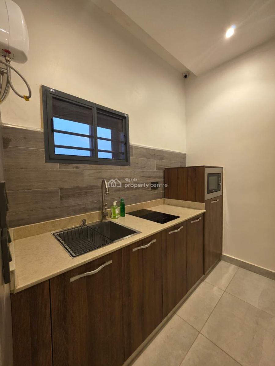 Furnished Secured 3bedroom Apartment, Guzape District, Abuja, House Short Let