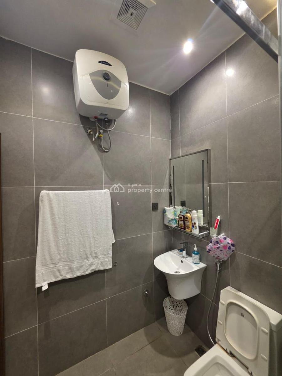 Furnished Secured 3bedroom Apartment, Guzape District, Abuja, House Short Let