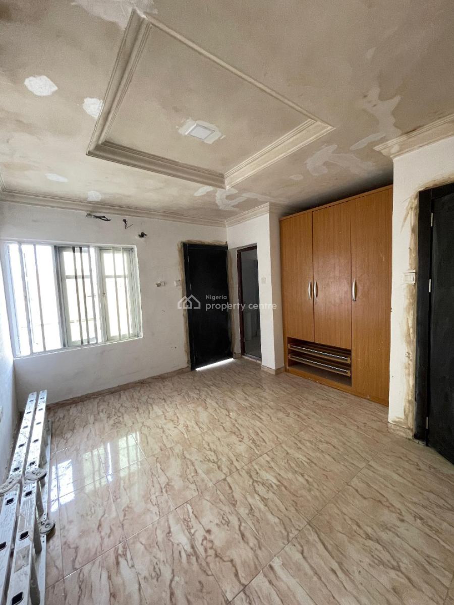Spaciously Built 4 Bedroom Terrace Duplex with Bq, Surulere, Surulere, Lagos, Terraced Duplex for Sale