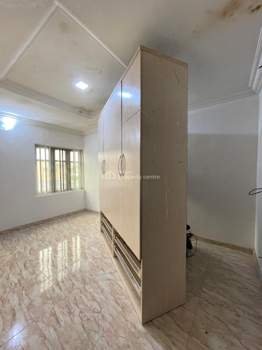 Spaciously Built 4 Bedroom Terrace Duplex with Bq, Surulere, Surulere, Lagos, Terraced Duplex for Sale