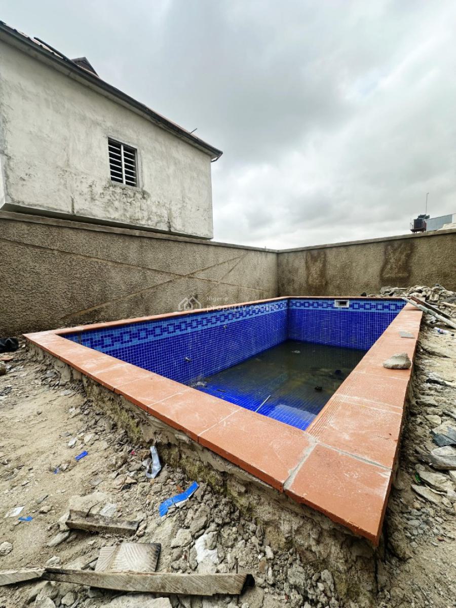 Luxury 2 3 and 4 Bedroom Terrace with Bq, Second Toll Gate, Lekki Phase 2, Lekki, Lagos, Terraced Duplex for Sale