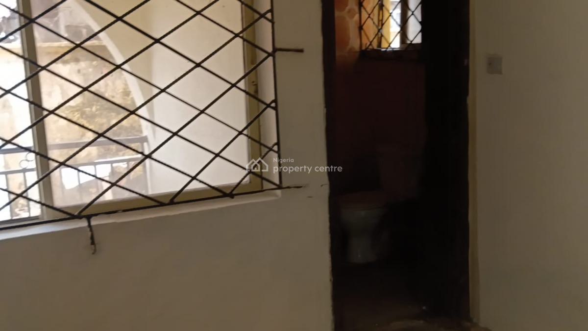 Well Renovated Massively Spacious 3bedroom Apartment Very Affordable, Around Catholic Church Area, Bogije Town, Ibeju Lekki Lagos, Bogije, Ibeju Lekki, Lagos, Flat / Apartment for Rent