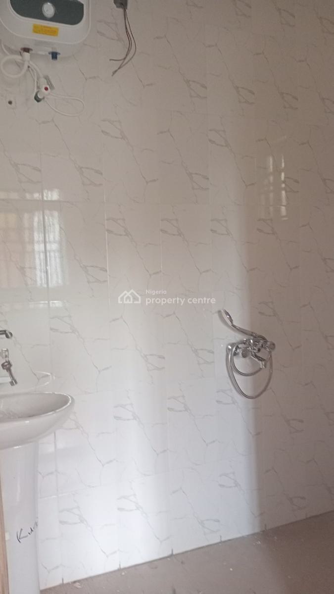 Brand New Luxurious Room and Parlor Duplex  Topnotch 2 Toilets, Main Elesekan Town Ibeju Lekki Lagos Nigeria, Bogije, Ibeju Lekki, Lagos, Mini Flat (room and Parlour) for Rent