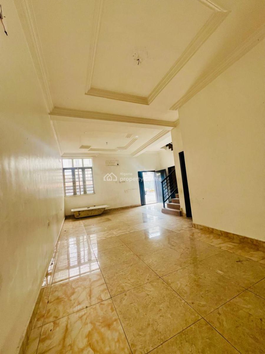 4brm Terrace Duplex in an Access Code Estate, Oniru, Victoria Island (vi), Lagos, Terraced Duplex for Rent