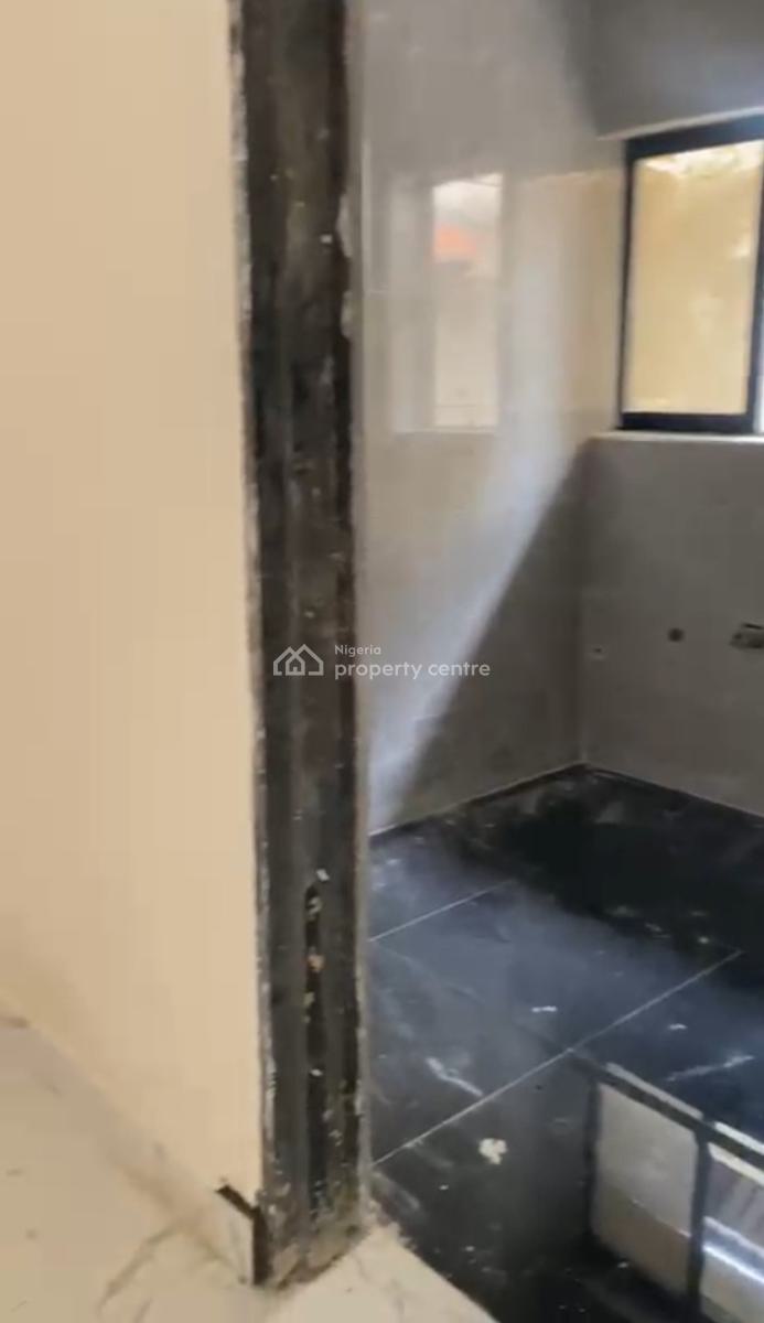 One Bedroom Flat, Off Admiralty Road, Lekki Phase 1, Lekki, Lagos, Mini Flat (room and Parlour) for Rent