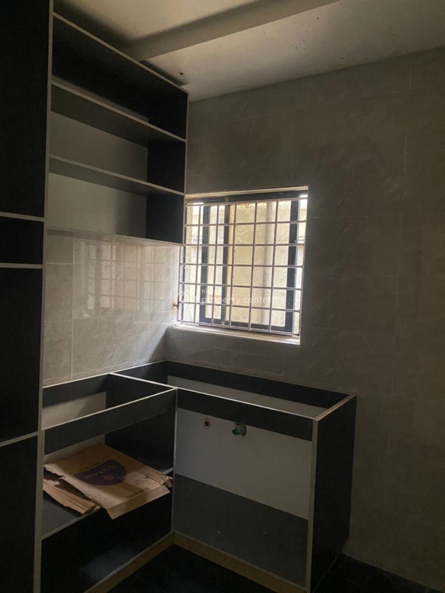 One Bedroom Flat, Off Admiralty Way, Lekki Phase 1, Lekki, Lagos, Mini Flat (room and Parlour) for Rent