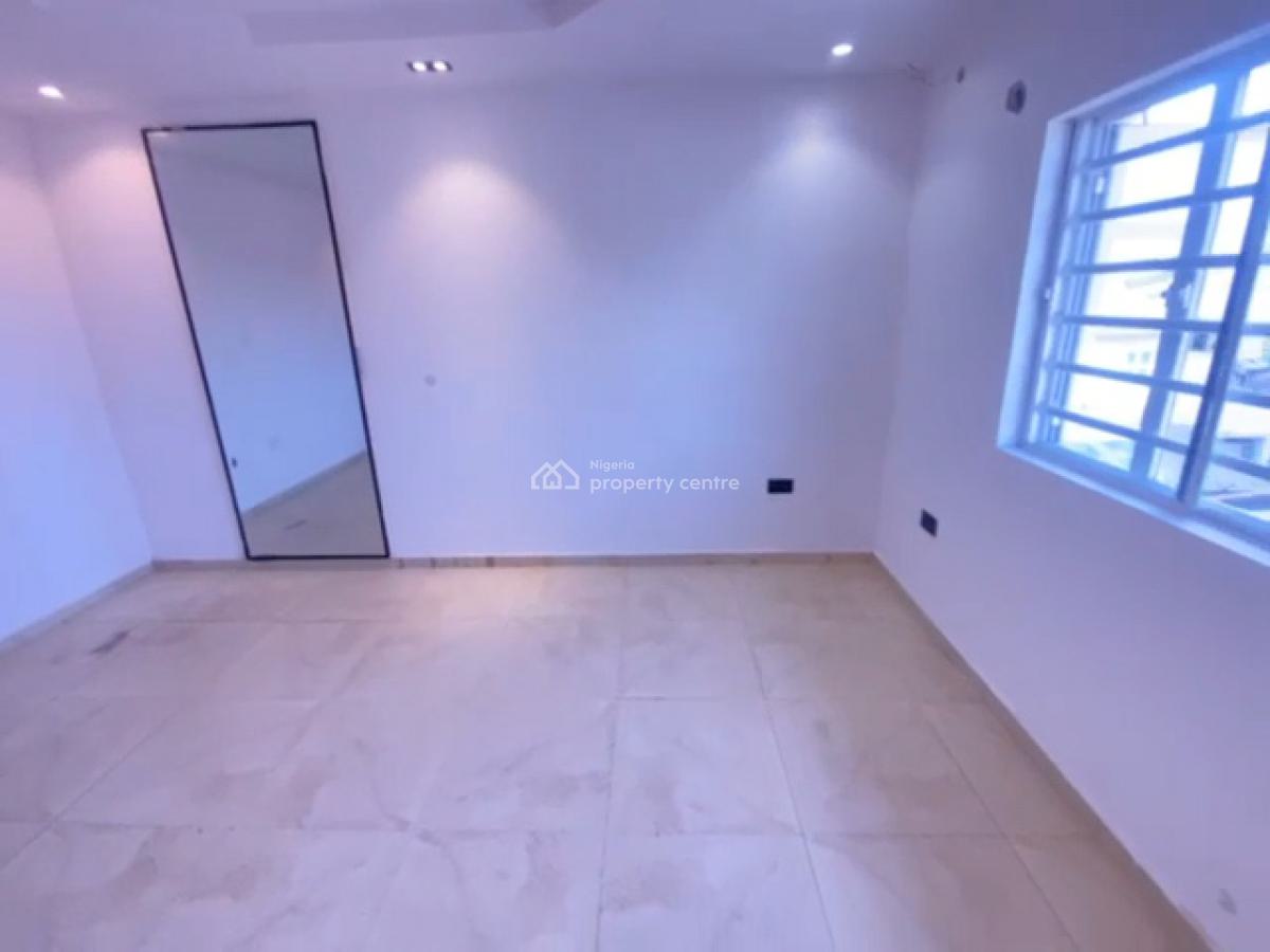 2 Bedroom Flat, Lekki Phase 1, Lekki, Lagos, Flat / Apartment for Rent