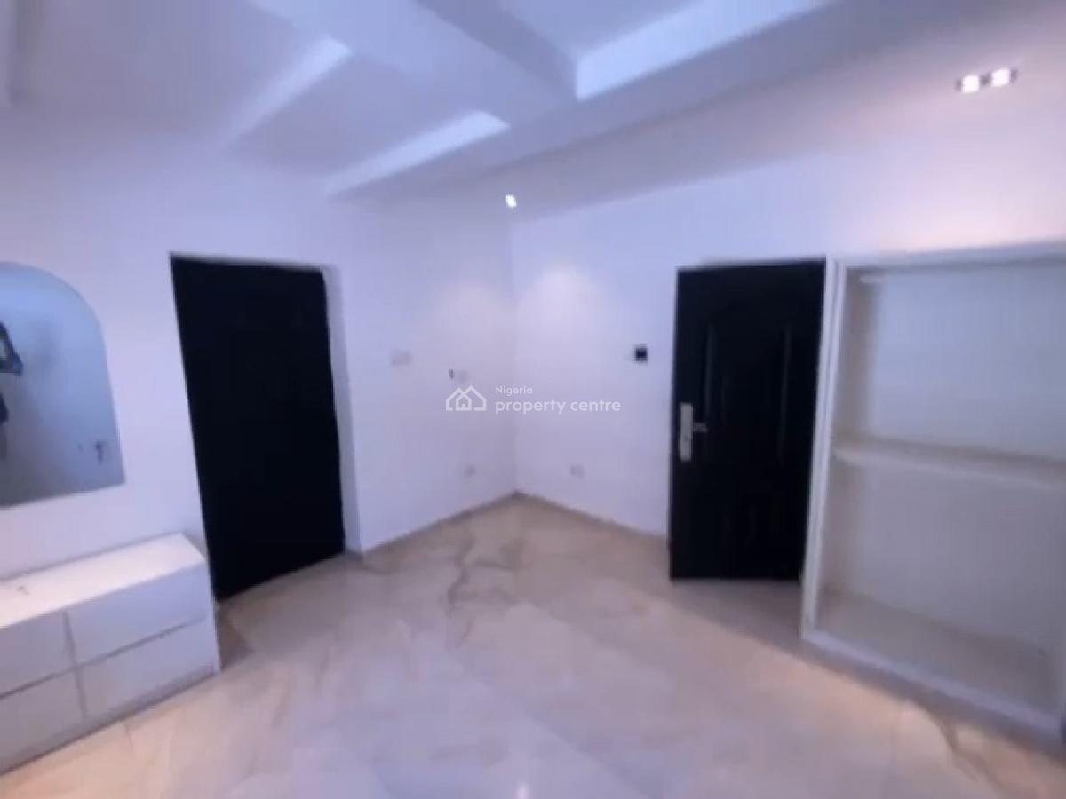 2 Bedroom Flat, Lekki Phase 1, Lekki, Lagos, Flat / Apartment for Rent
