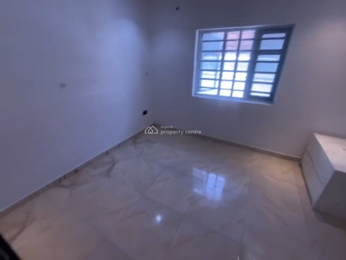 2 Bedroom Flat, Lekki Phase 1, Lekki, Lagos, Flat / Apartment for Rent