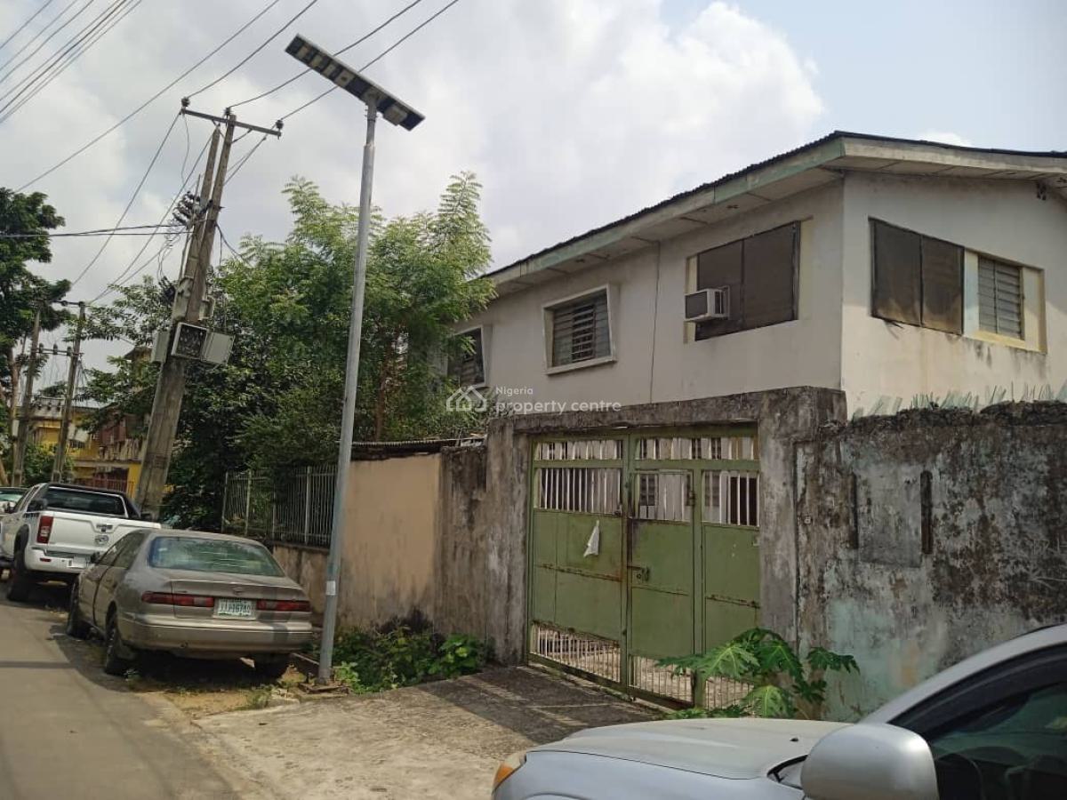 4 Bedroom Detached House with 2 Rooms Bq, Off Ogunlana Drive, Surulere, Lagos, Office Space for Rent