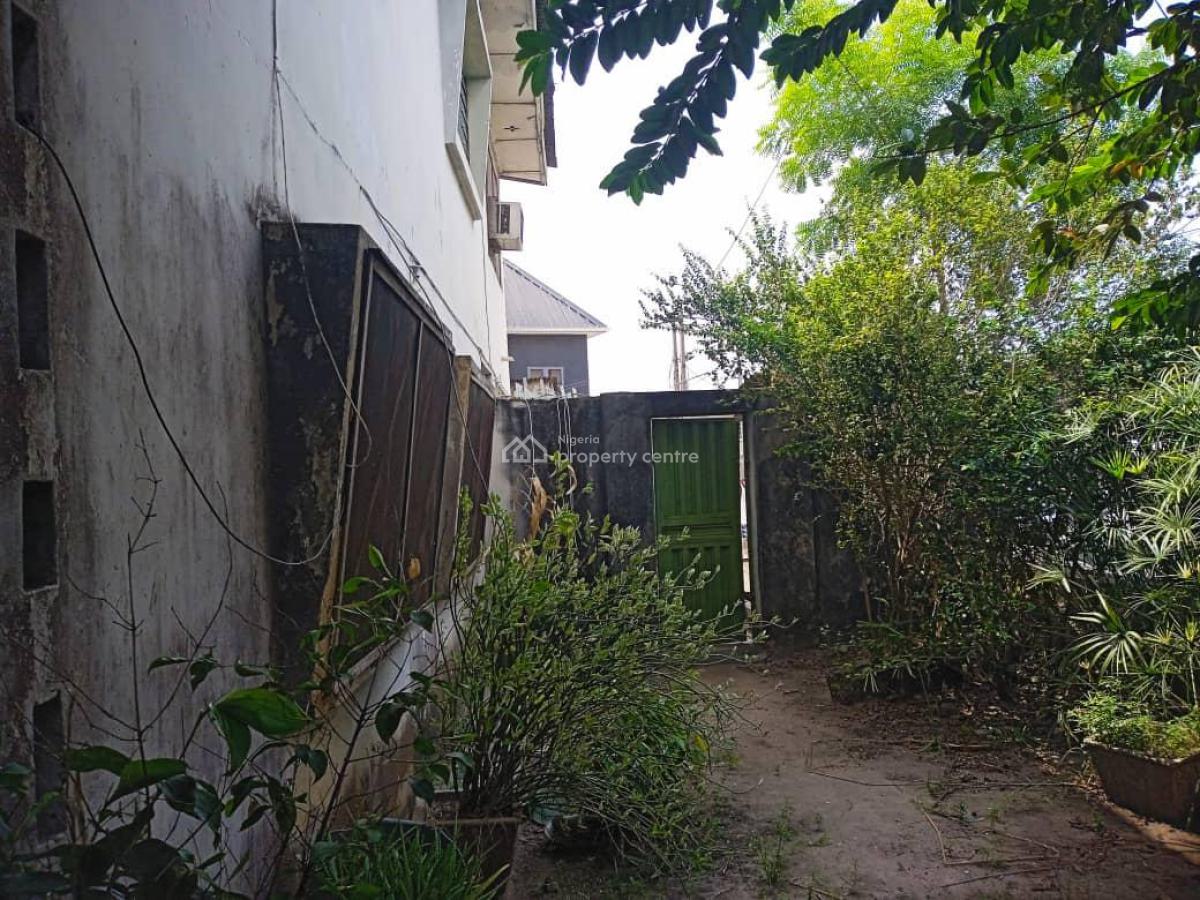 4 Bedroom Detached House with 2 Rooms Bq, Off Ogunlana Drive, Surulere, Lagos, Office Space for Rent