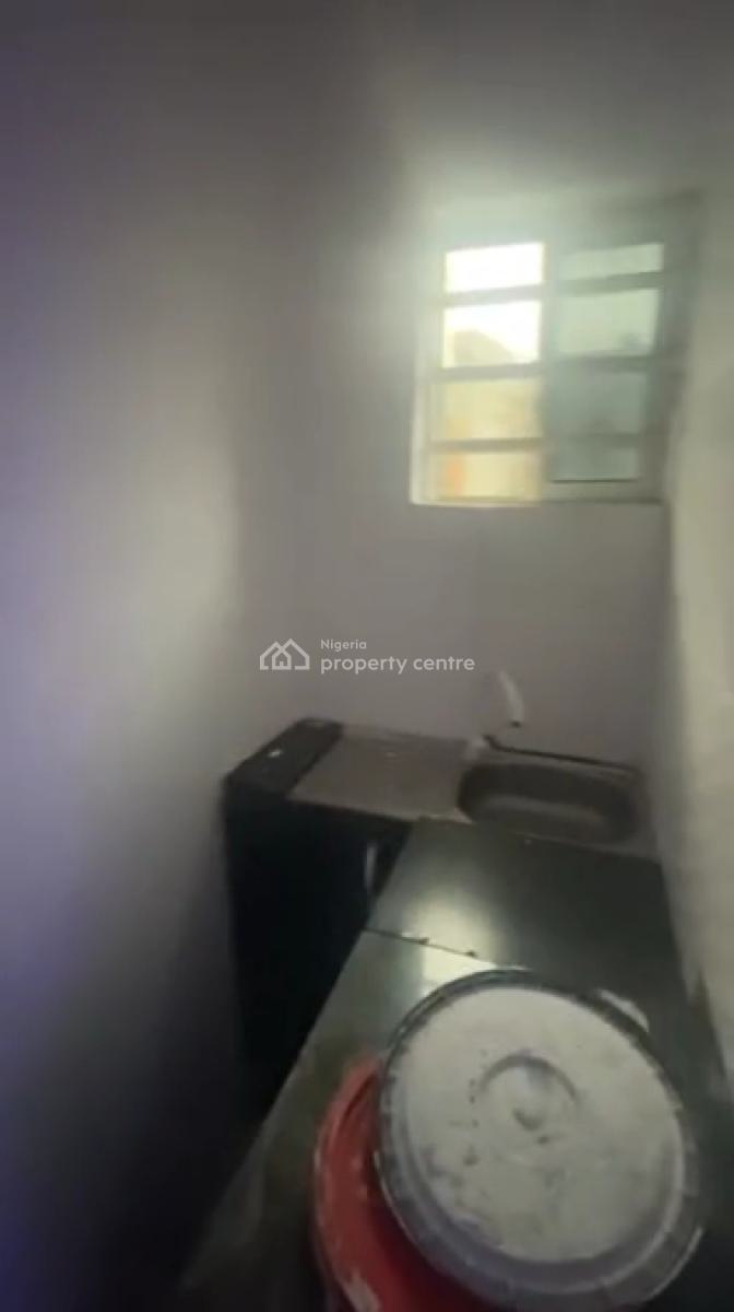 Lovely & Spacious Mini-flat, Abule Oja, Yaba, Lagos, Self Contain (single Rooms) for Rent